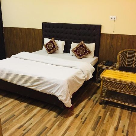 Hotel Prem G, Mussoorie Zewnętrze zdjęcie