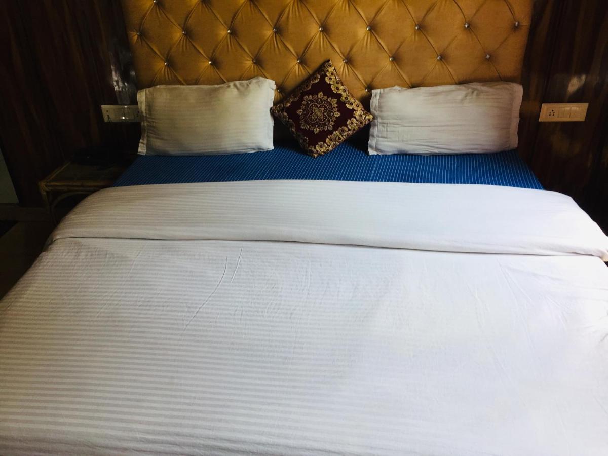 Hotel Prem G, Mussoorie Zewnętrze zdjęcie