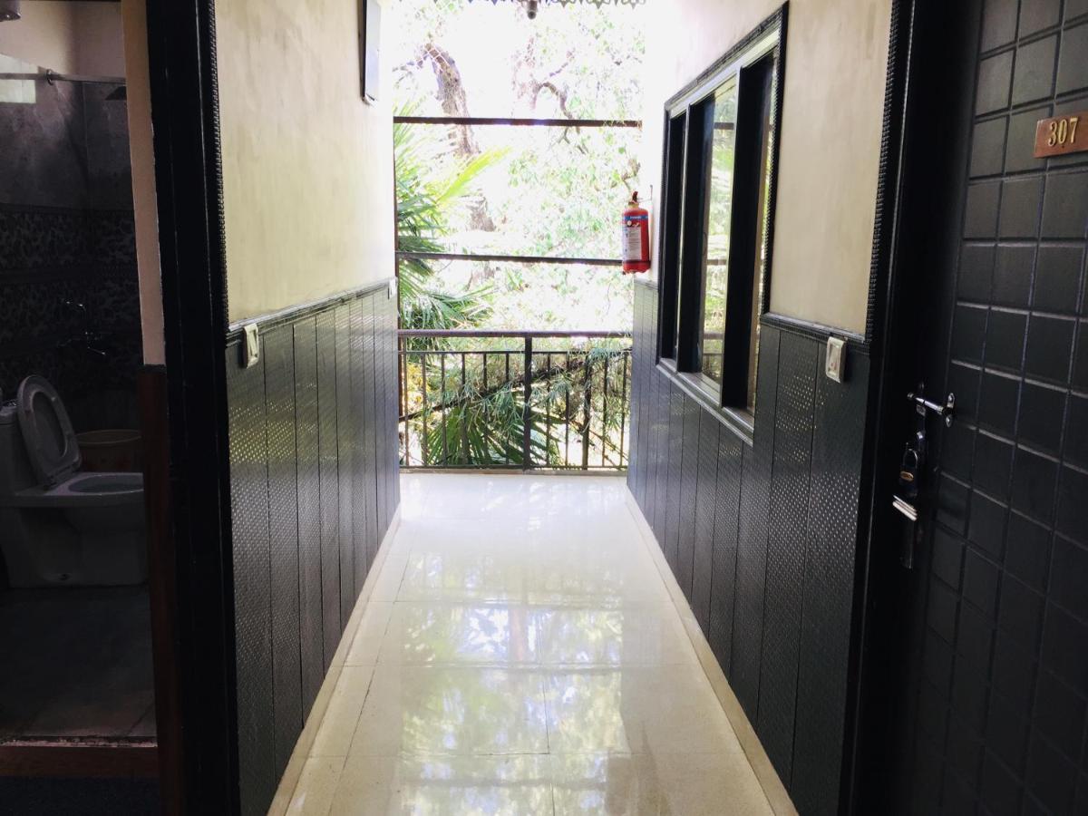 Hotel Prem G, Mussoorie Zewnętrze zdjęcie